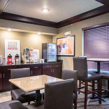 Cobblestone Inn & Suites - Pine Bluffs Esterno foto