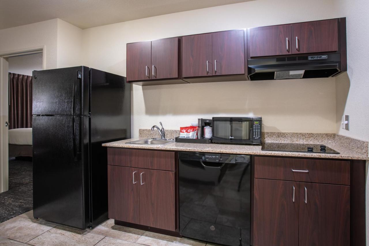 Cobblestone Inn & Suites - Pine Bluffs Esterno foto