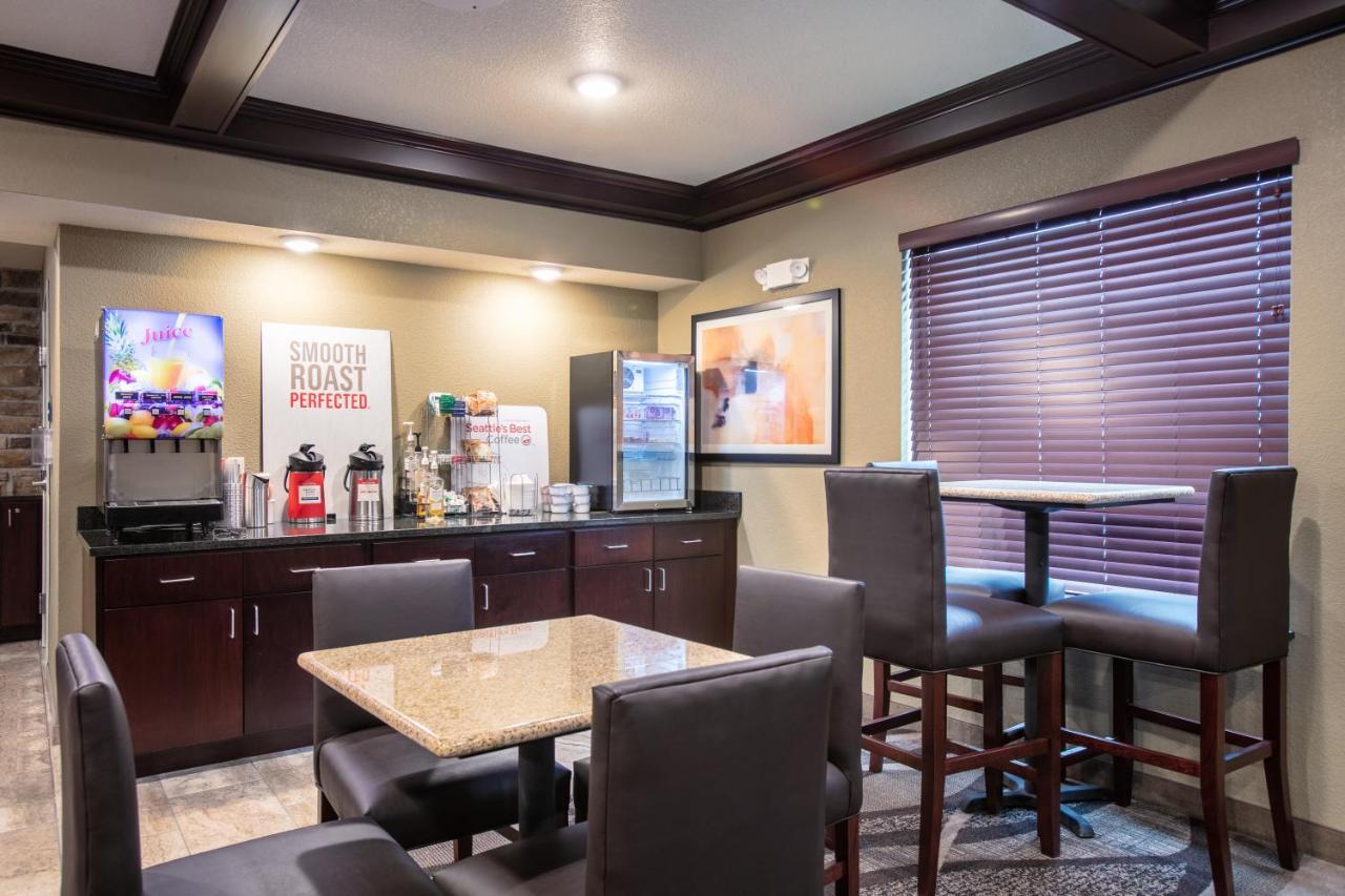 Cobblestone Inn & Suites - Pine Bluffs Esterno foto