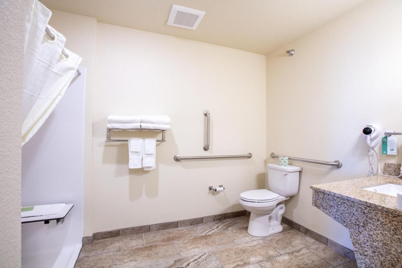 Cobblestone Inn & Suites - Pine Bluffs Esterno foto