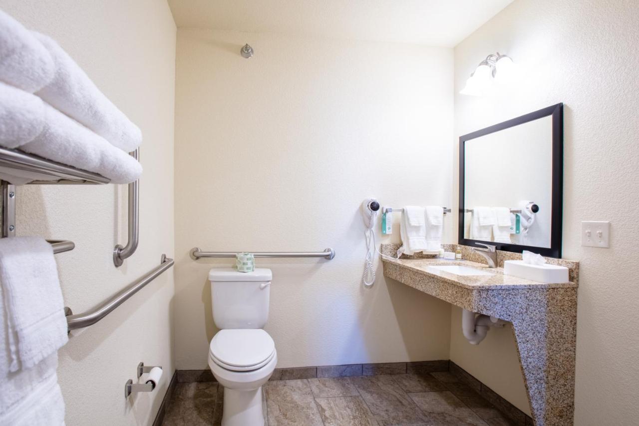 Cobblestone Inn & Suites - Pine Bluffs Esterno foto