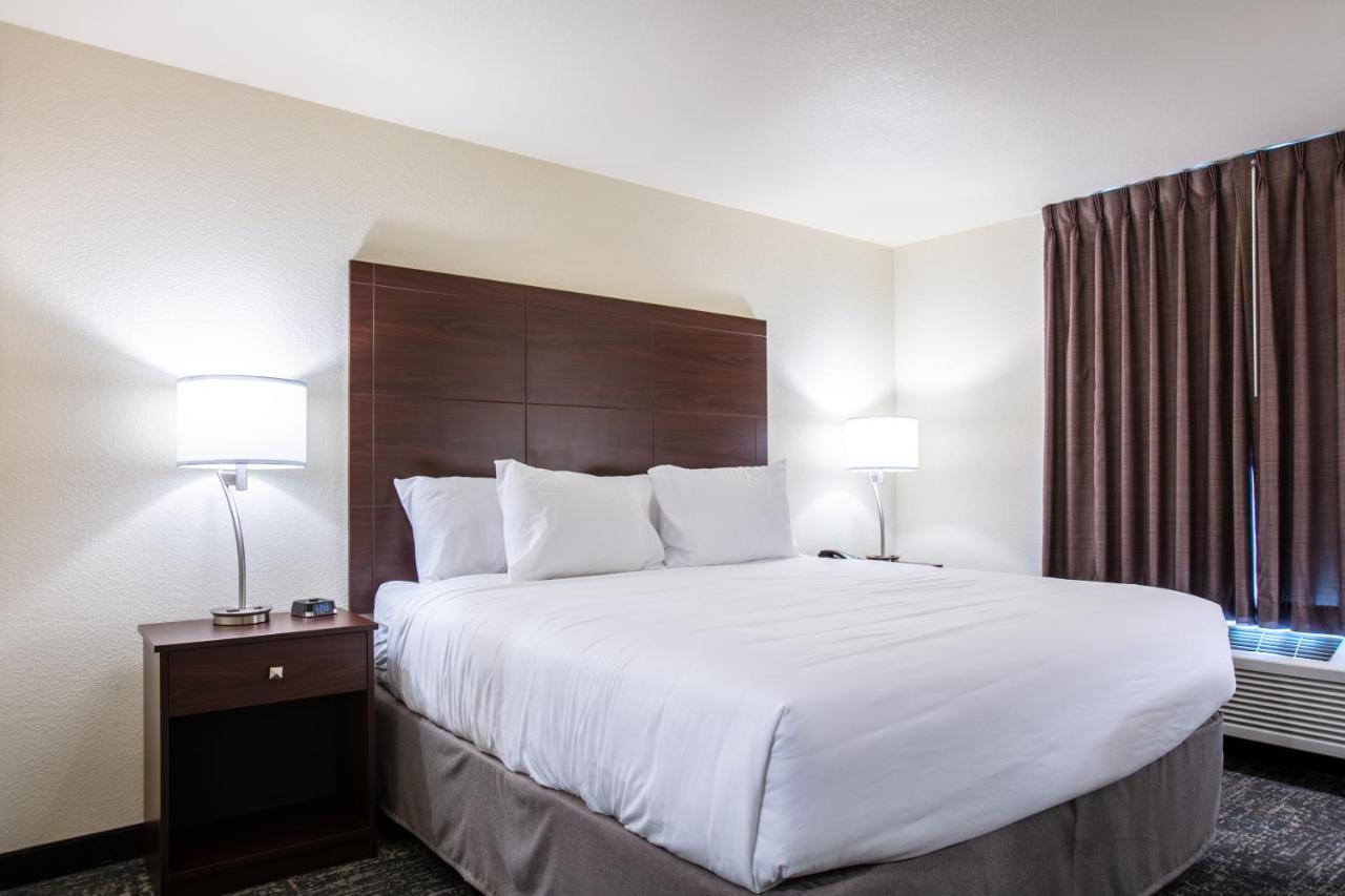 Cobblestone Inn & Suites - Pine Bluffs Esterno foto