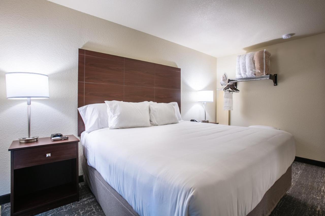Cobblestone Inn & Suites - Pine Bluffs Esterno foto