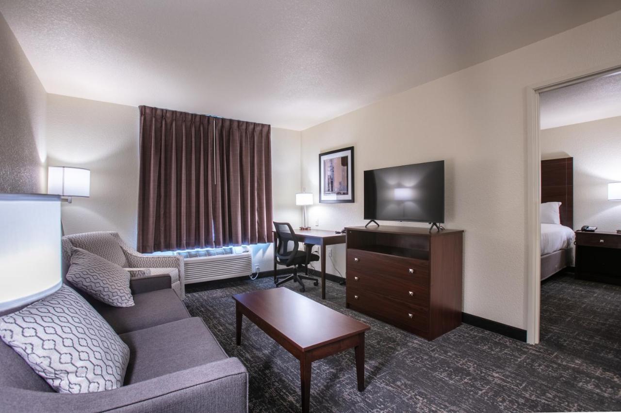 Cobblestone Inn & Suites - Pine Bluffs Esterno foto