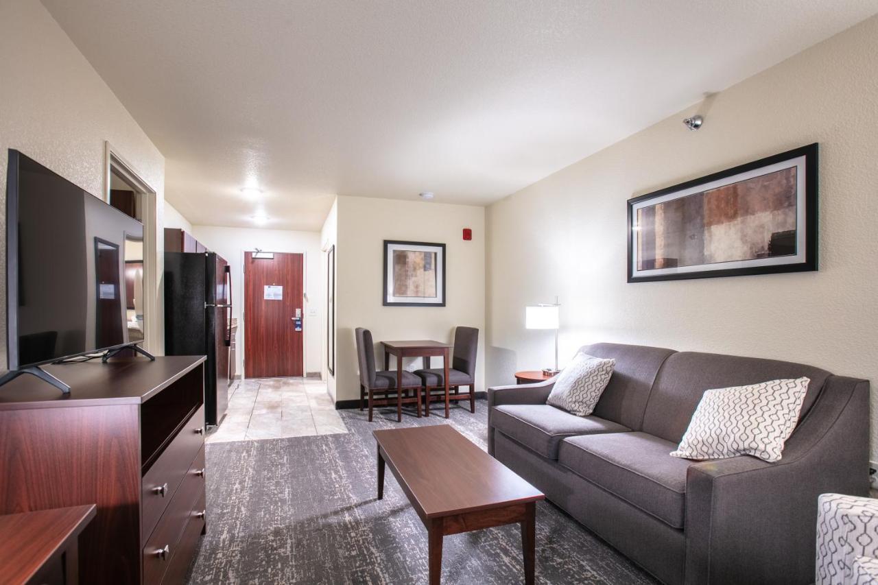 Cobblestone Inn & Suites - Pine Bluffs Esterno foto